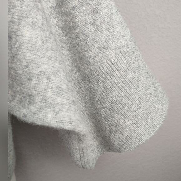 J Crew Chunky Crewneck Cropped Sweater Supersoft Yarn Gray Merino Wool Blend XL - Picture 15 of 16